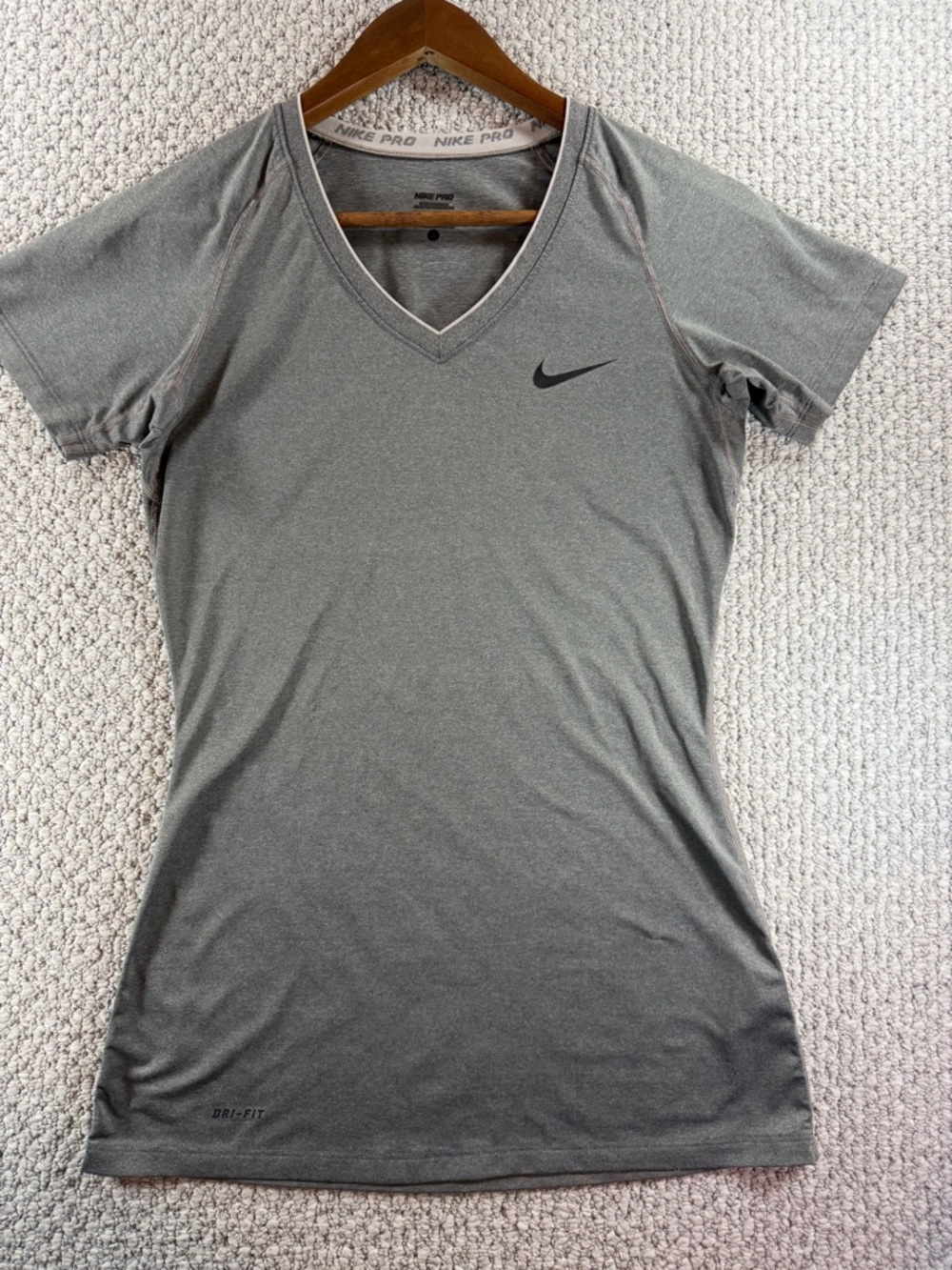 Nike Pro DRI FIT Short Sleeve V-Neck T shirt gray/white trim-athletic Women Sz S